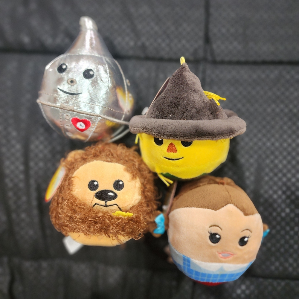 🏷Wizard of Oz Hallmark Plush Toy Set